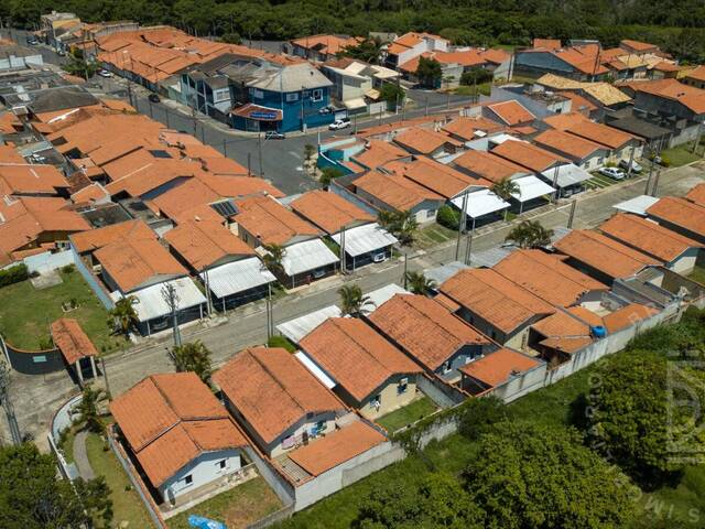 Venda em Parque Residencial Alvorada - Caçapava