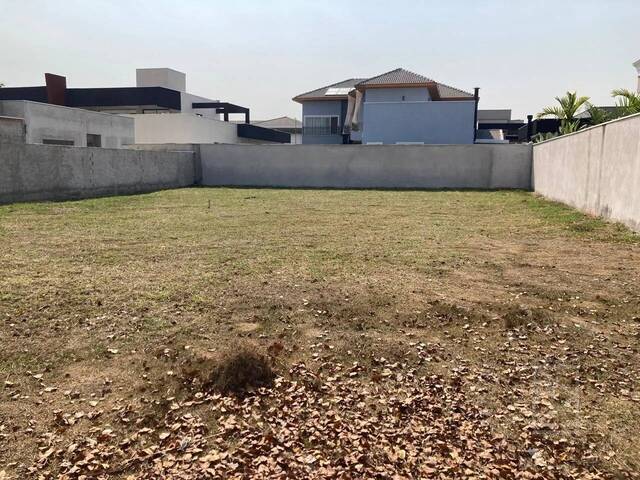 Venda em Condomínio Residencial Mont Blanc - São José dos Campos