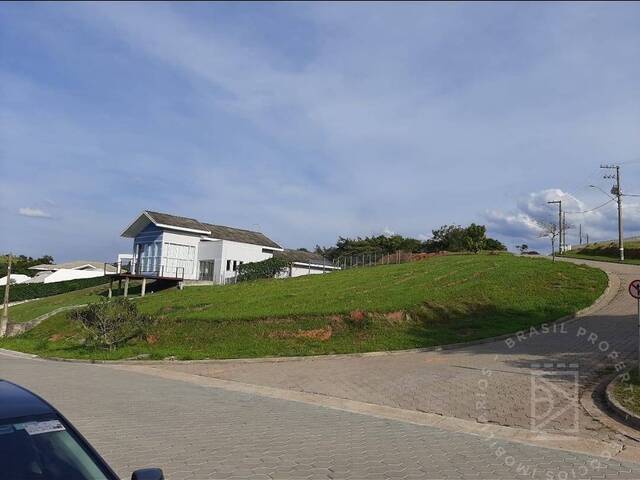 Venda em Condomínio Parque Vale dos Lagos - Jacareí