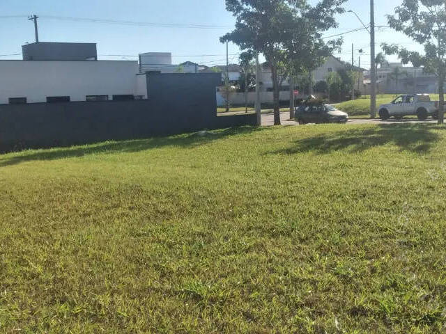 Venda em Condomínio Terras do Vale - Caçapava